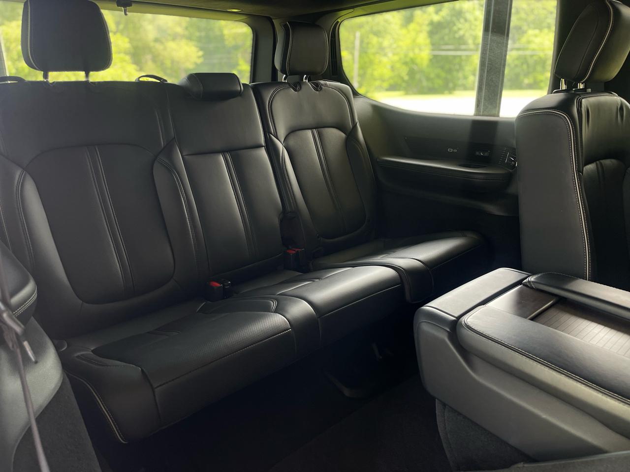 Jeep Grand Wagoneer Series II 4WD 2023