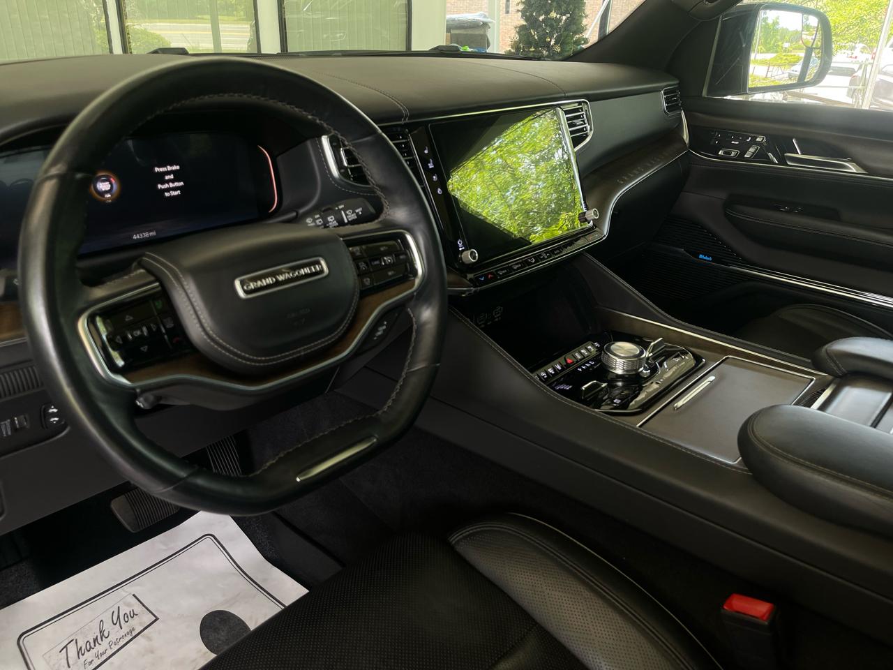 Jeep Grand Wagoneer Series II 4WD 2023