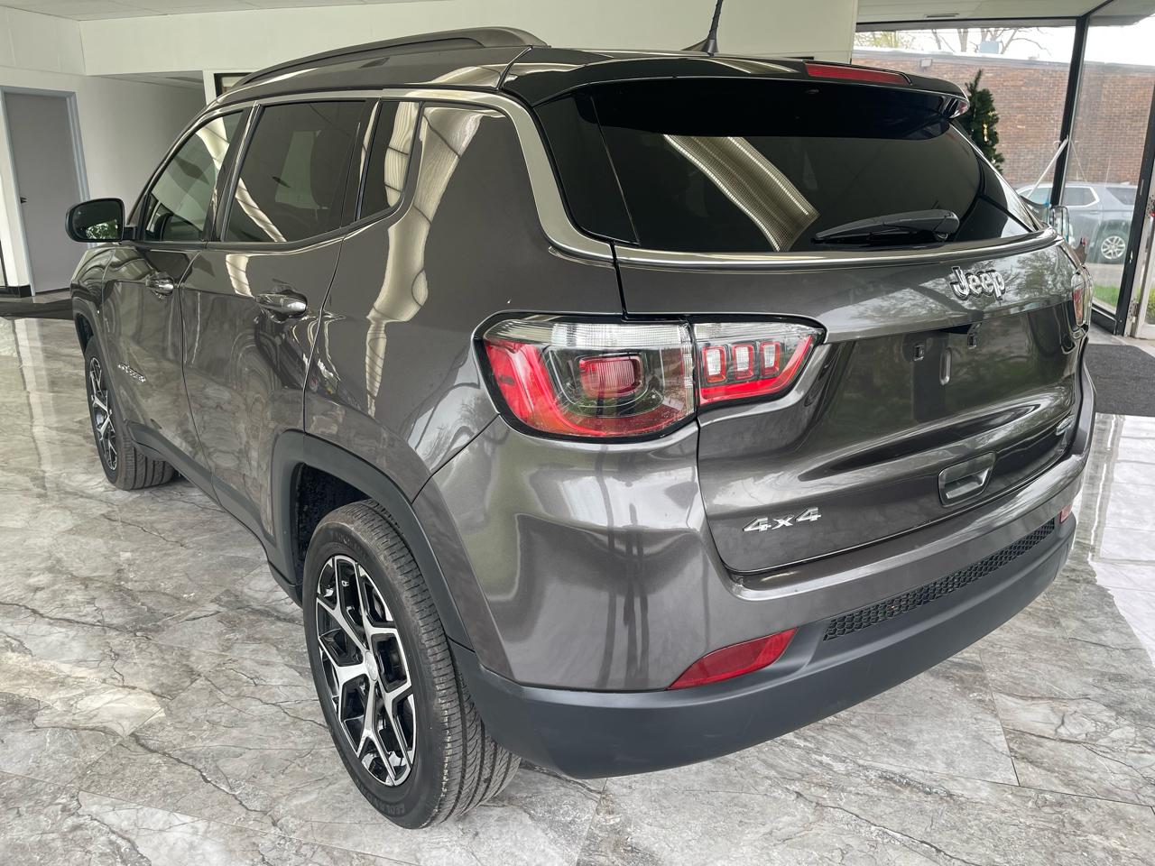 Jeep Compass Latitude 2024