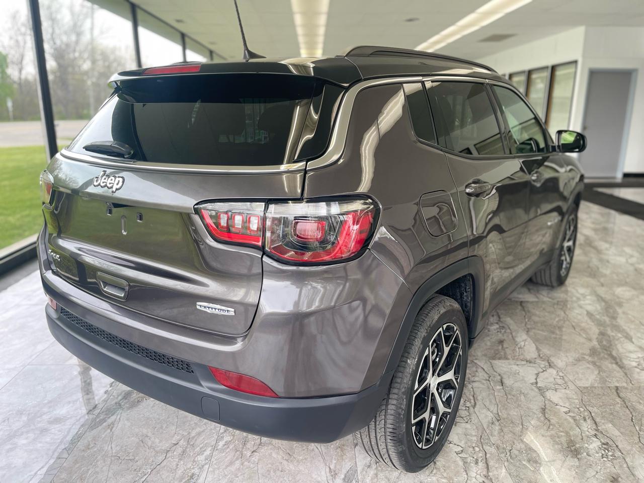 Jeep Compass Latitude 2024