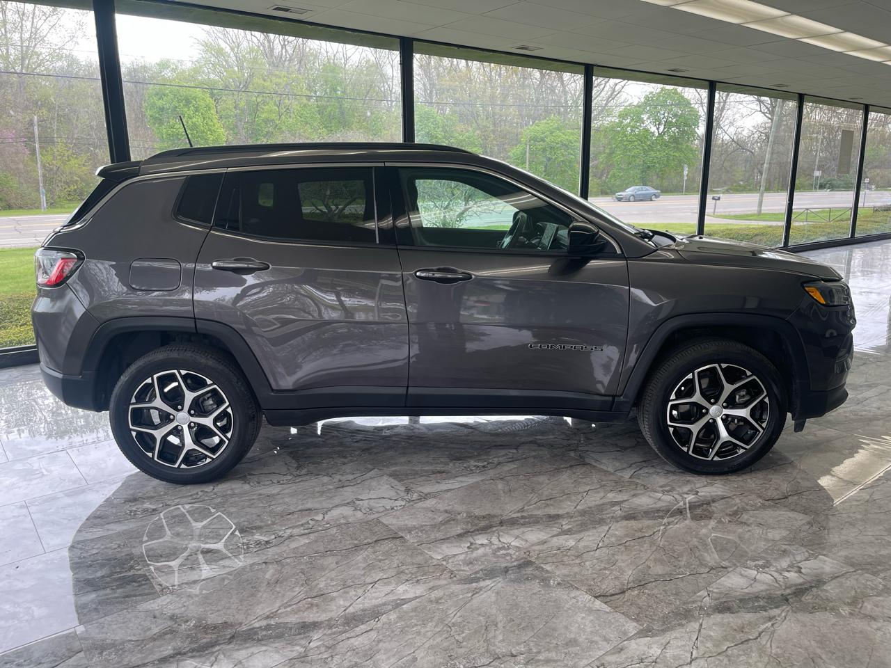 Jeep Compass Latitude 2024