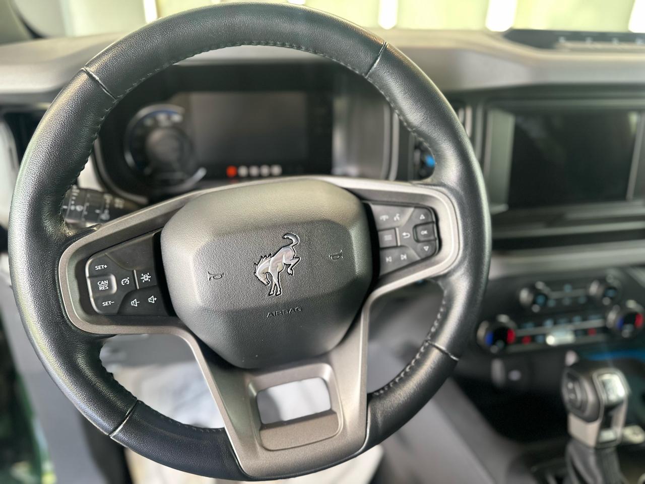 Ford Bronco Black Diamond 4-Door 2023