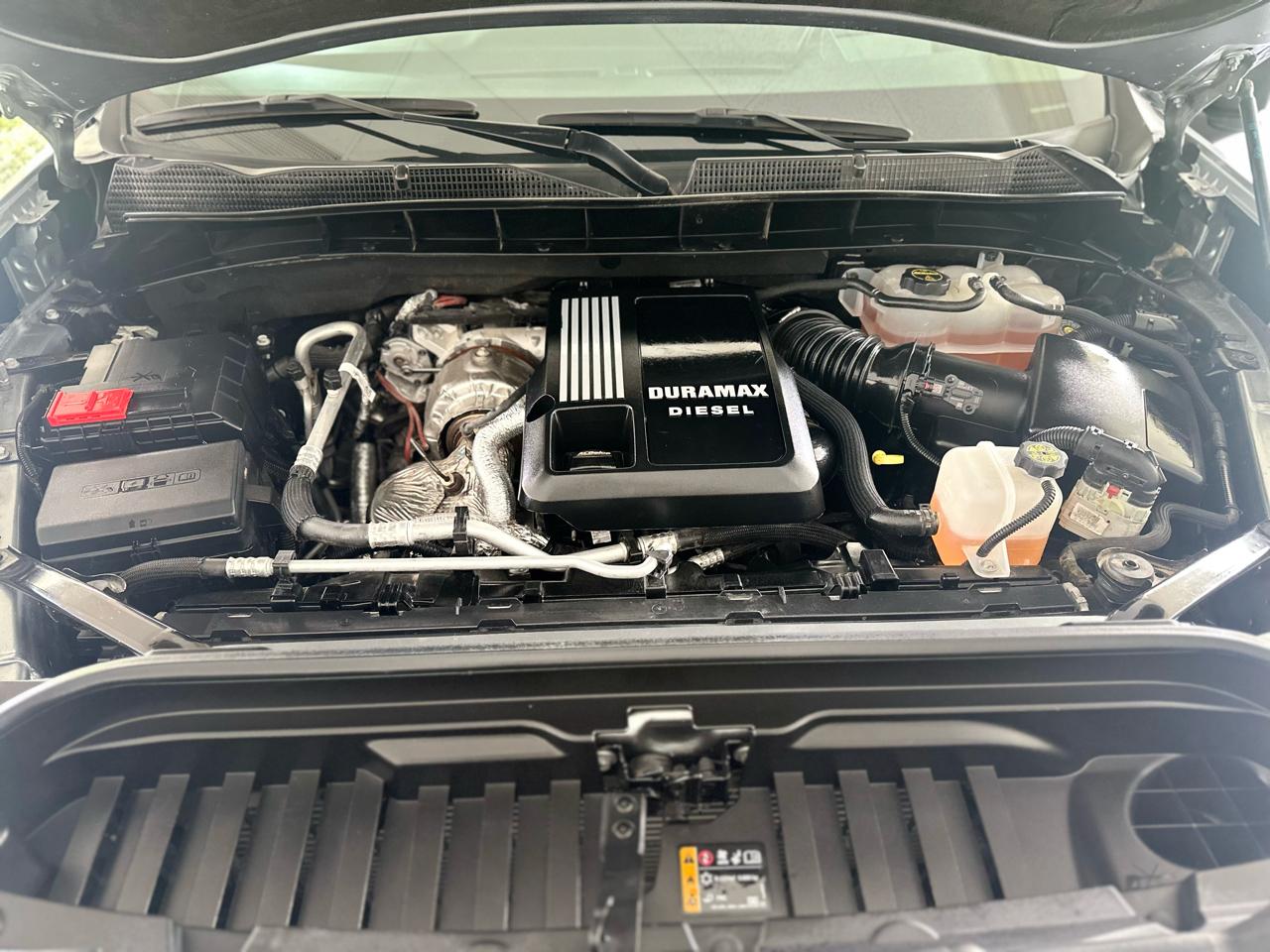 GMC Sierra 1500 AT4 Crew Cab 4WD 2025