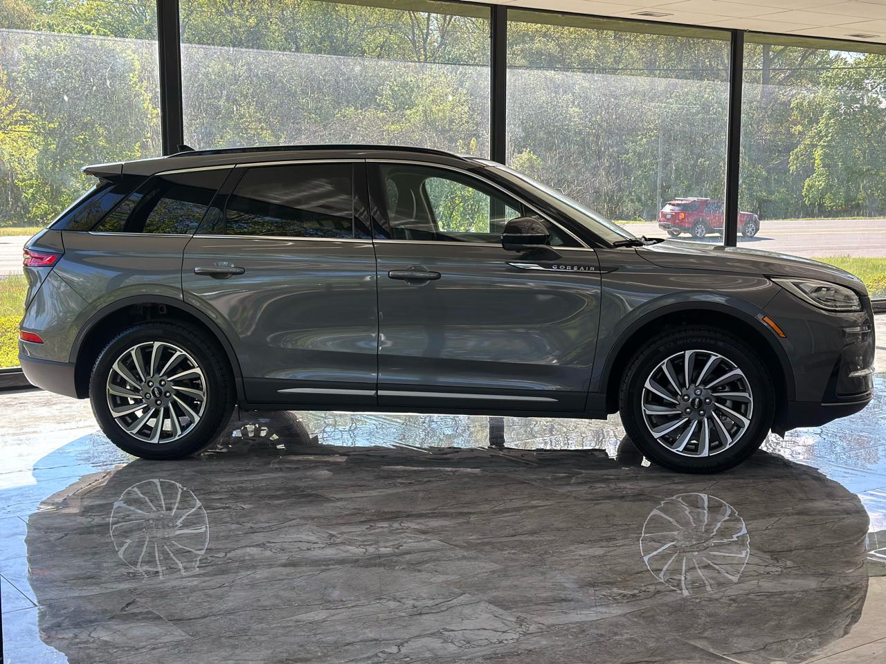Lincoln Corsair Reserve AWD 2025