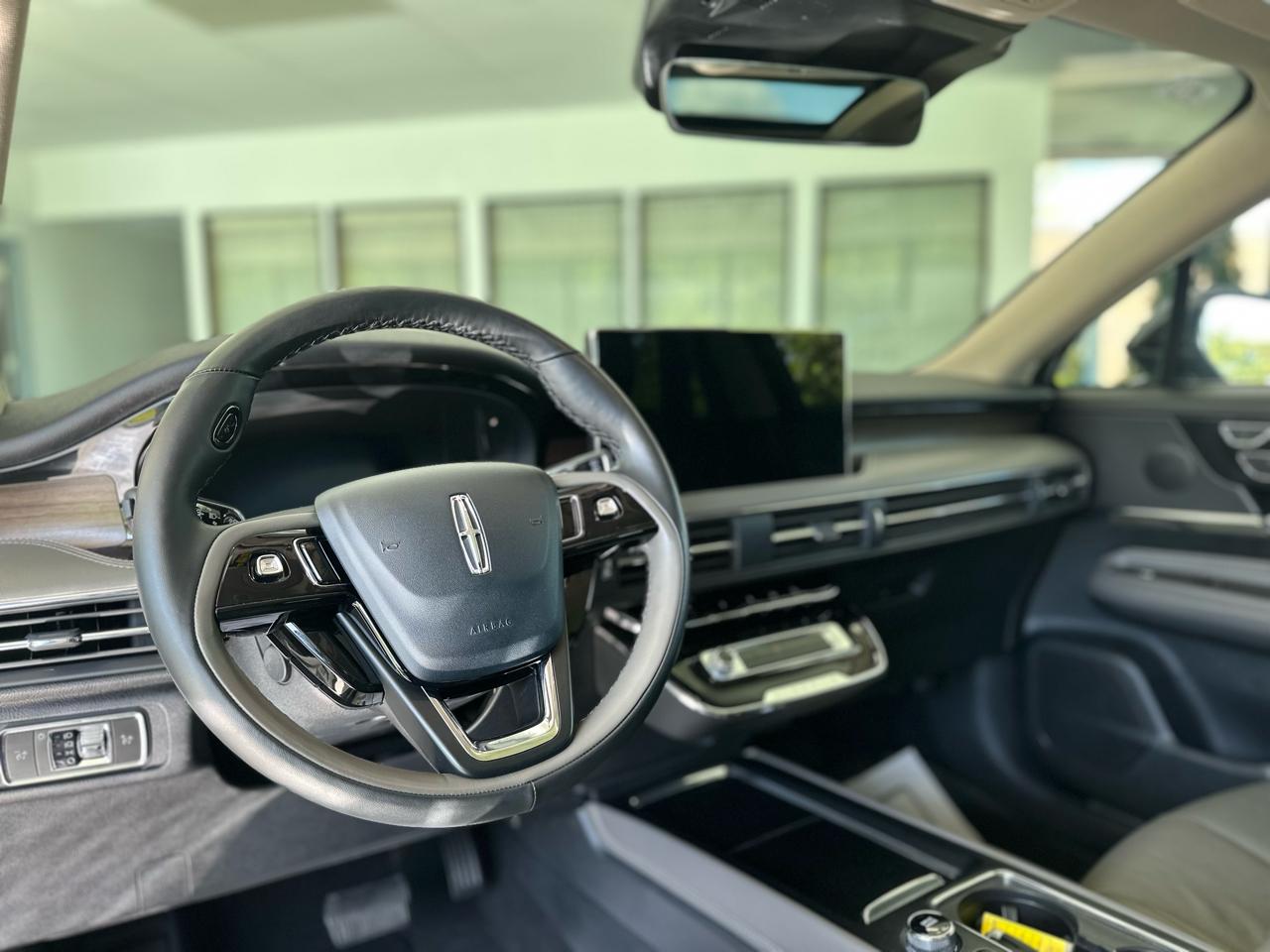 Lincoln Corsair Reserve AWD 2025