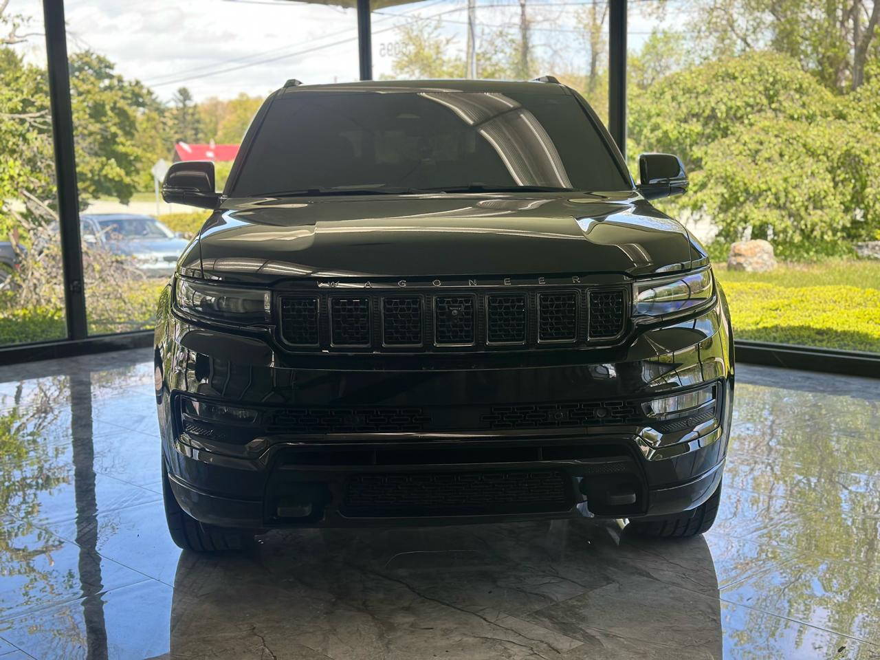Jeep Grand Wagoneer Series II 4WD 2022