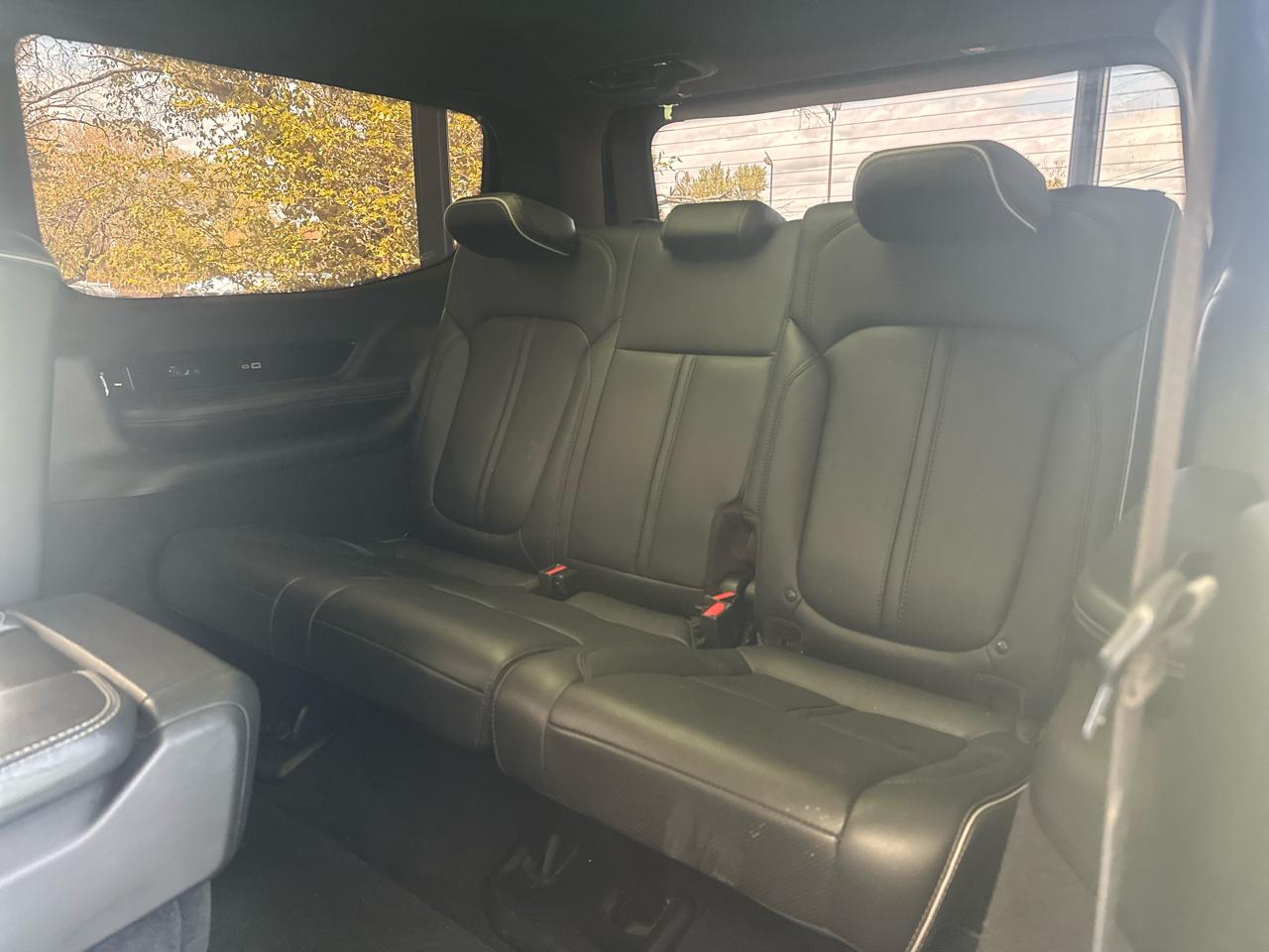 Jeep Grand Wagoneer Series II 4WD 2022