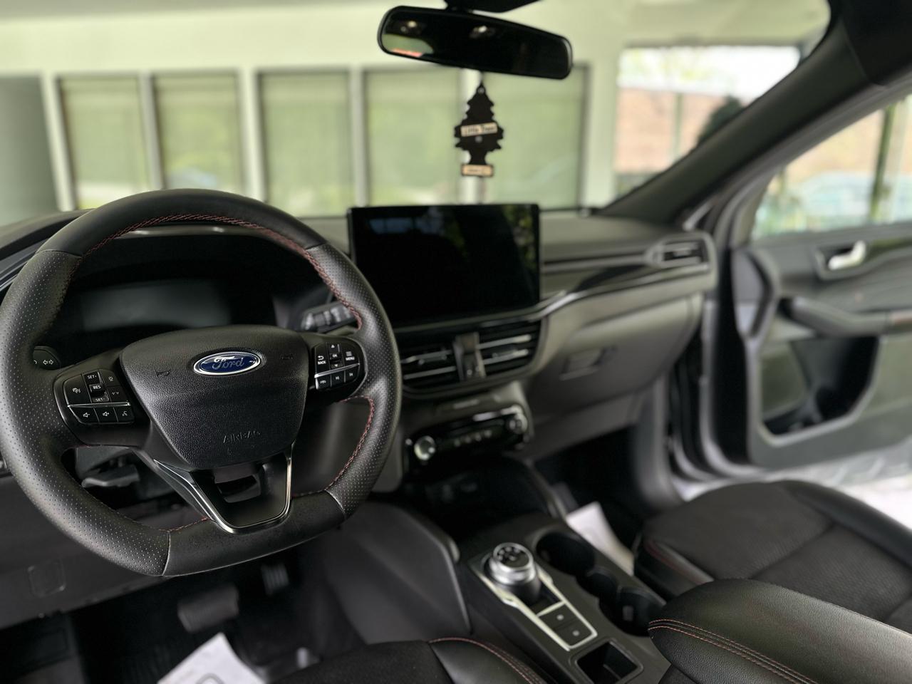 Ford Escape ST-Line AWD 2025