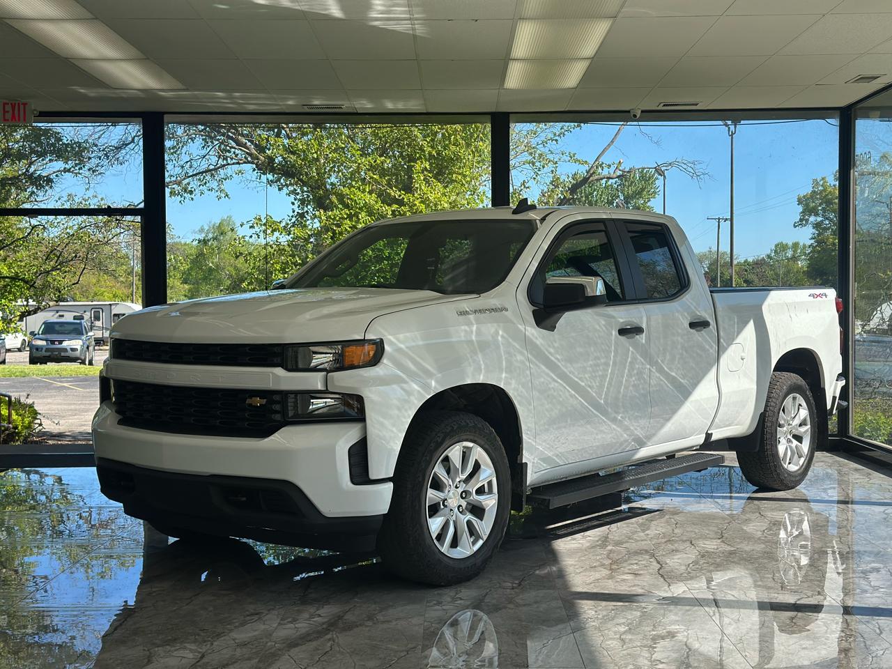 Chevrolet Silverado 1500 Limited Custom Double Cab 4WD 2022