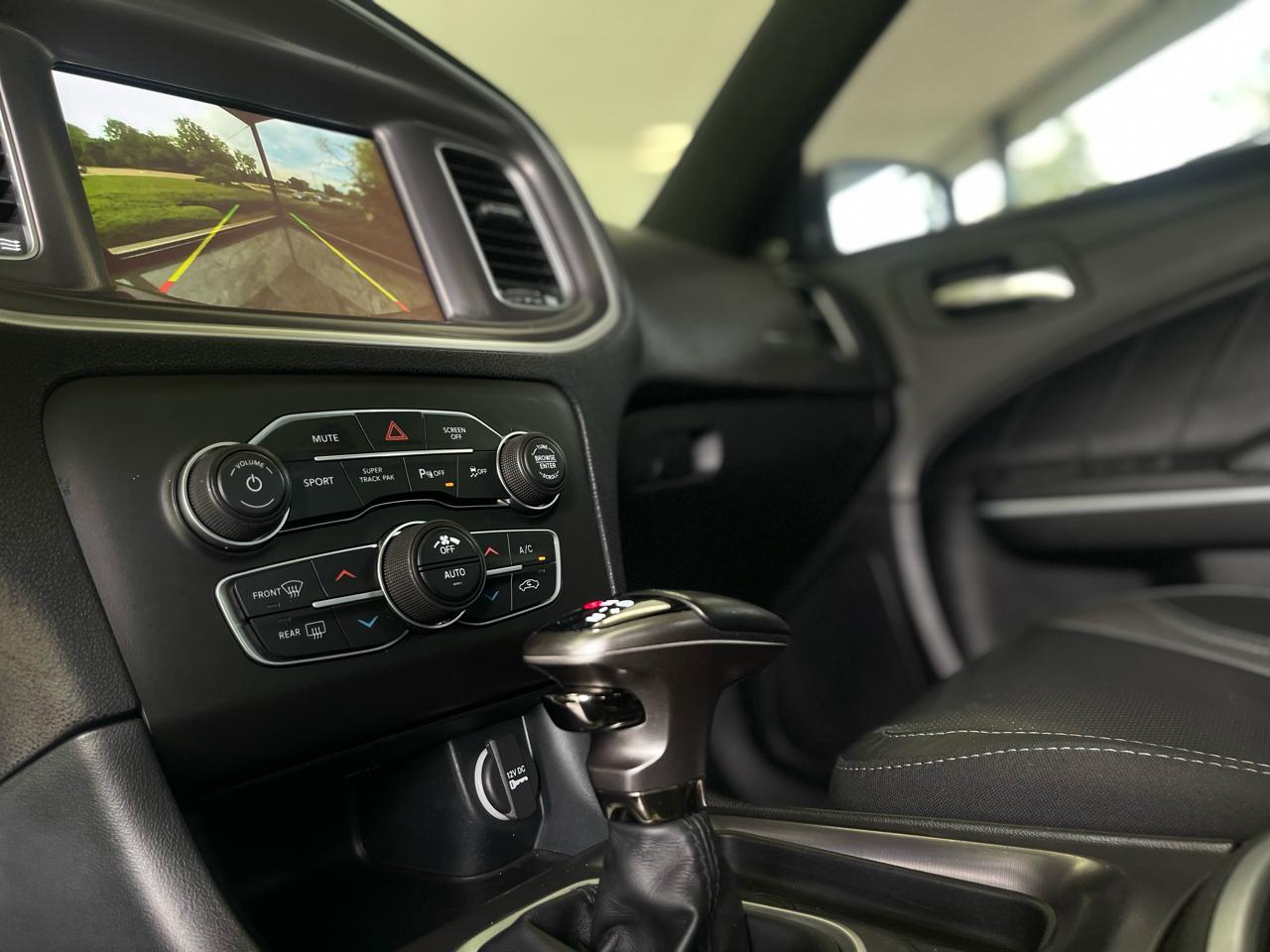 Dodge Charger SXT AWD 2022