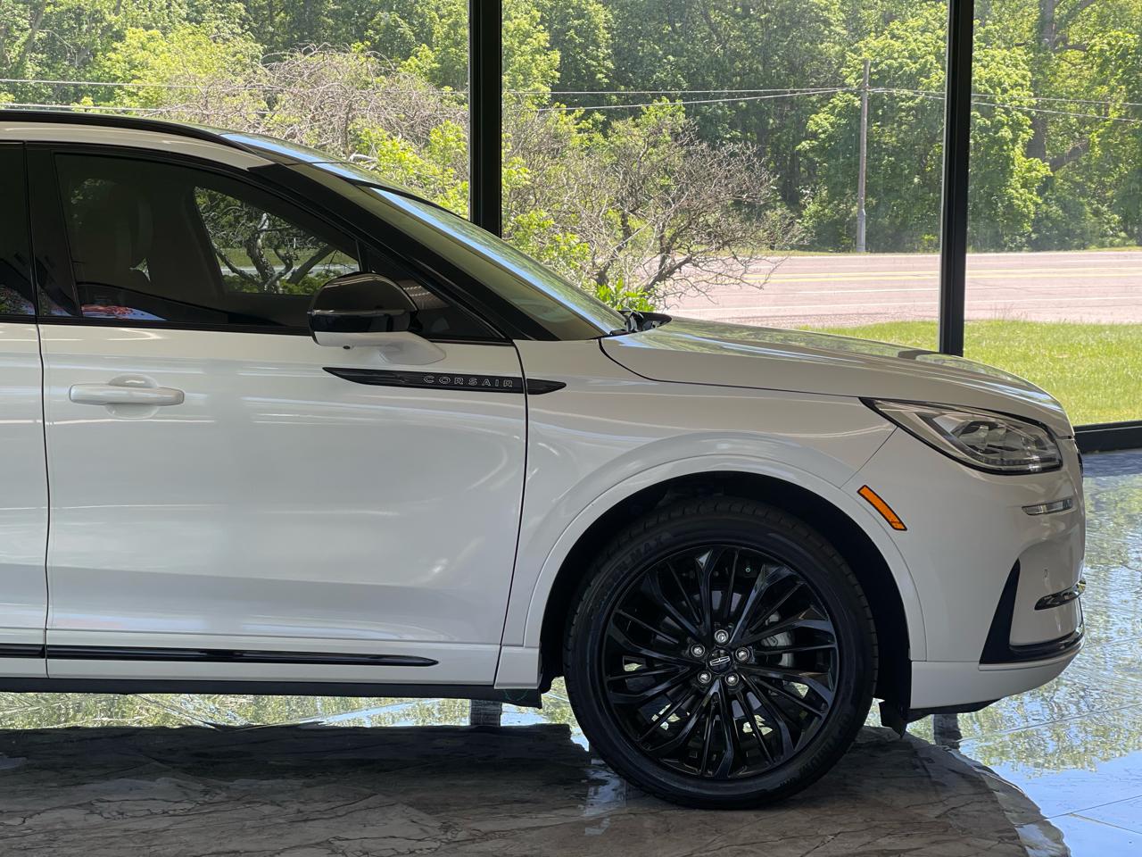 Lincoln Corsair Reserve AWD 2023
