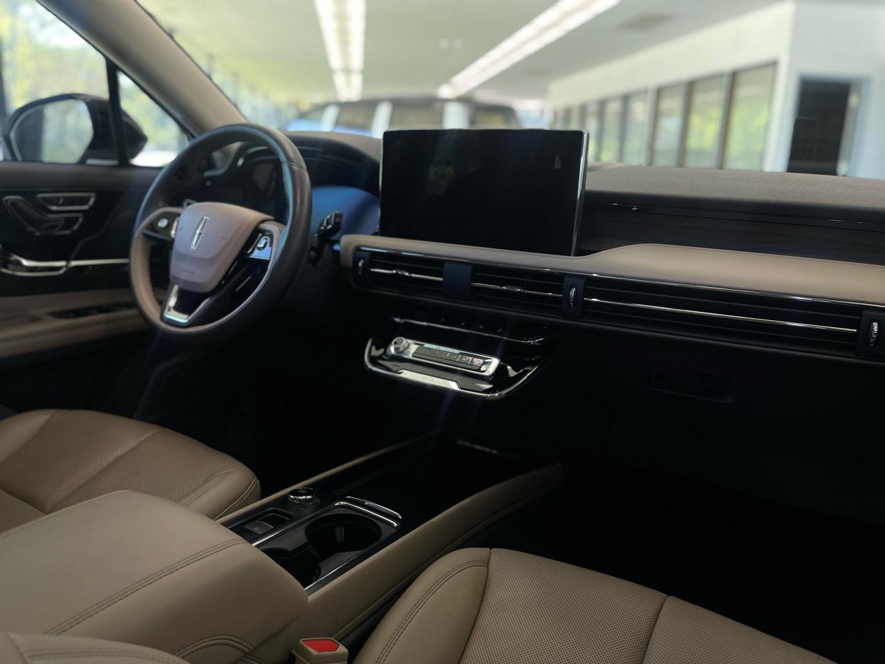 Lincoln Corsair Reserve AWD 2023
