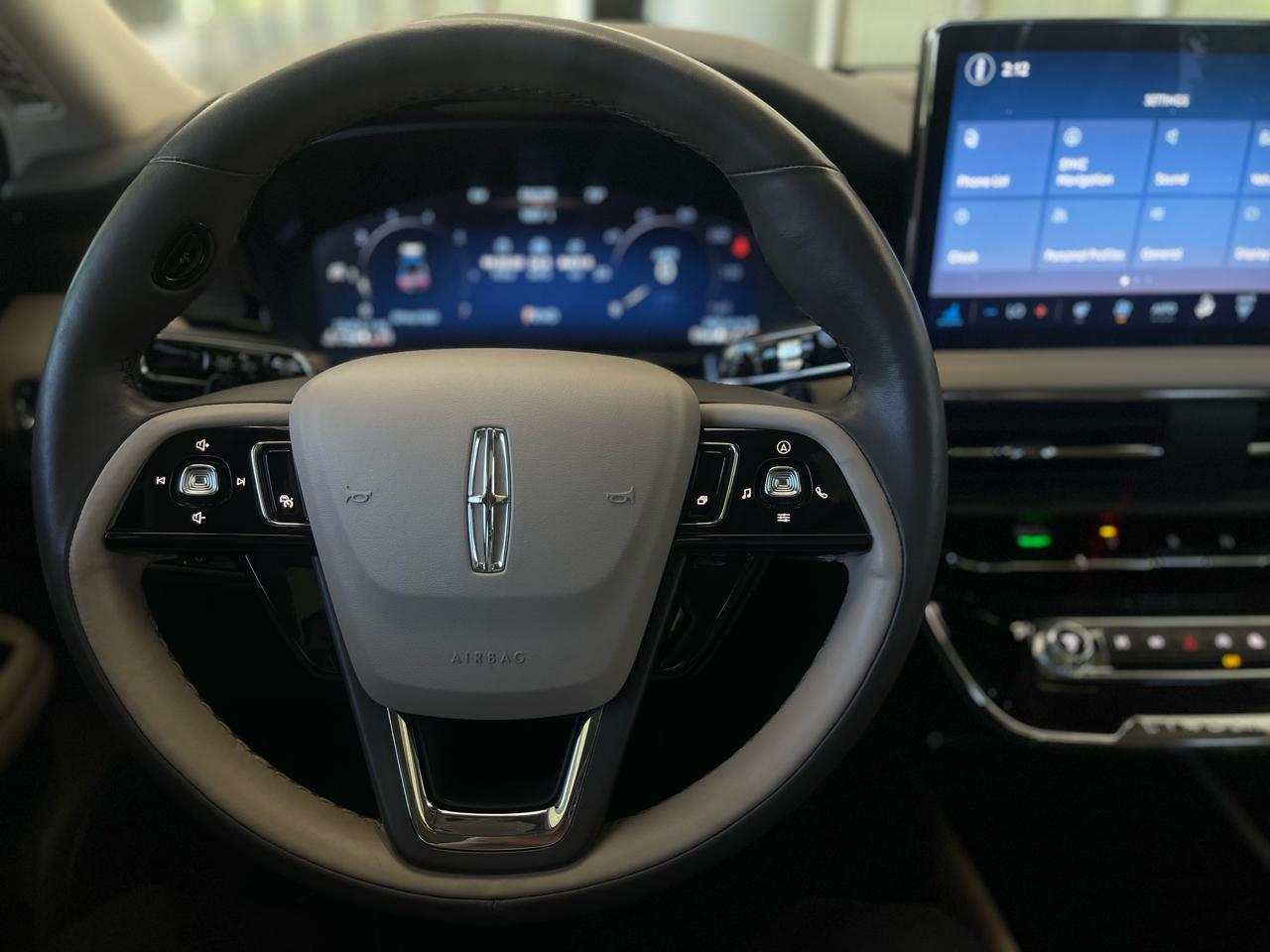 Lincoln Corsair Reserve AWD 2023