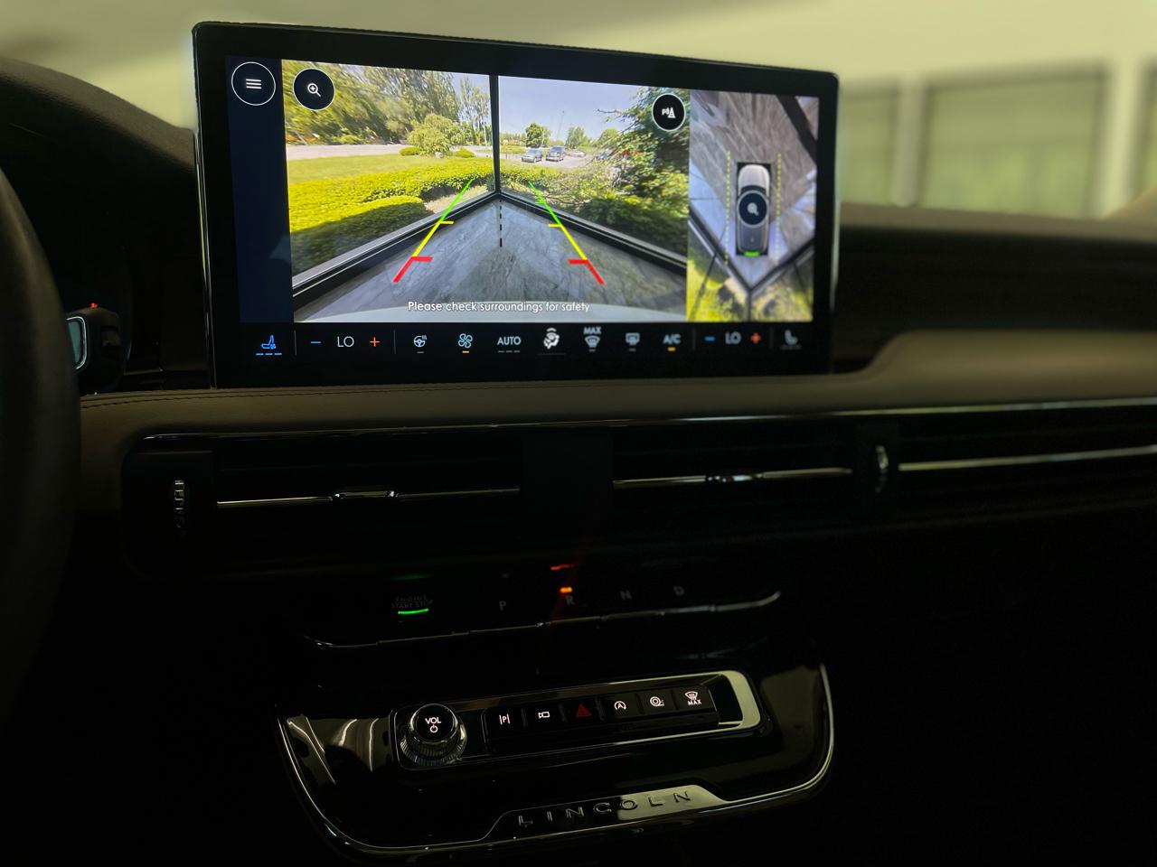 Lincoln Corsair Reserve AWD 2023