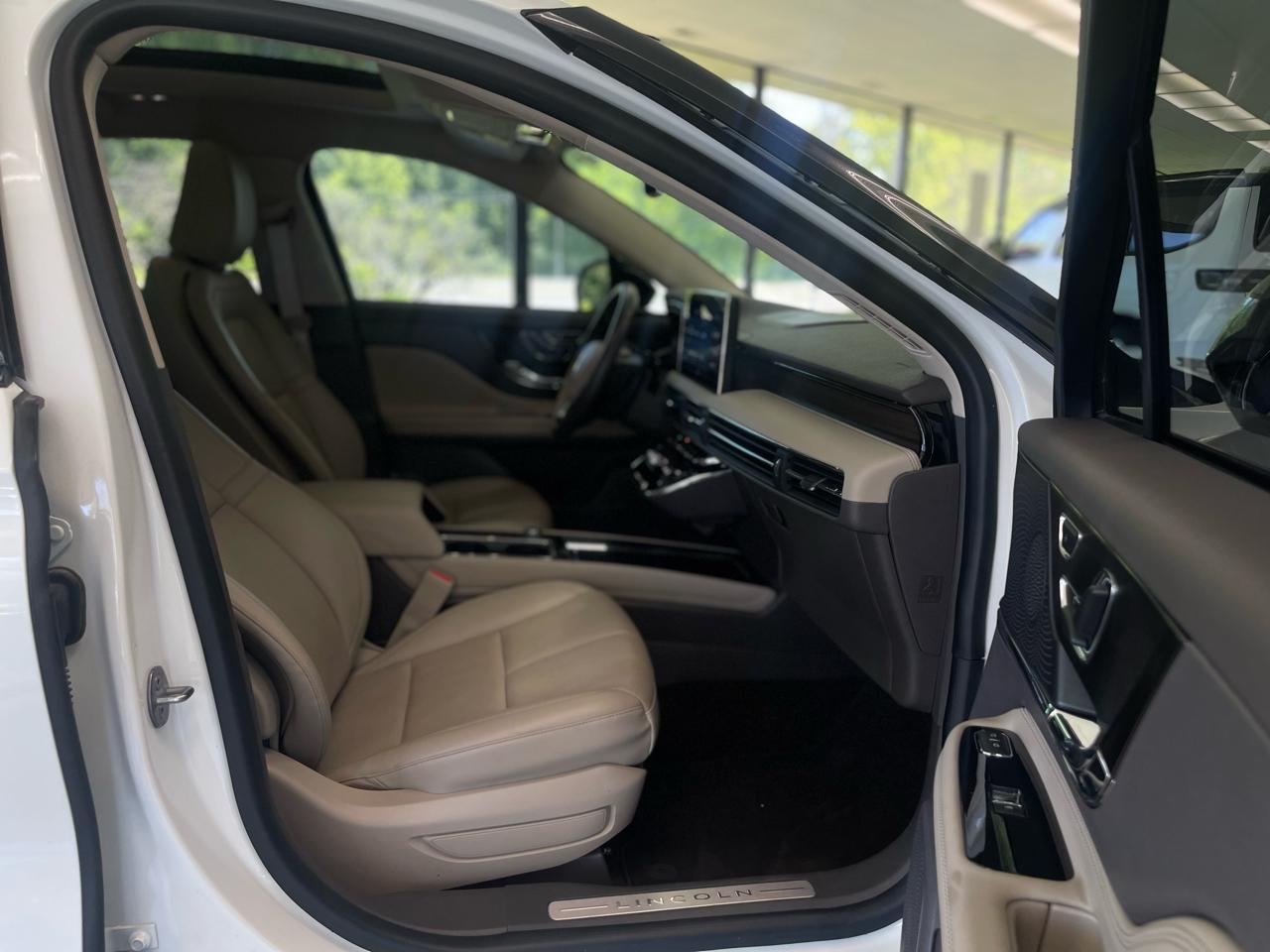 Lincoln Corsair Reserve AWD 2023
