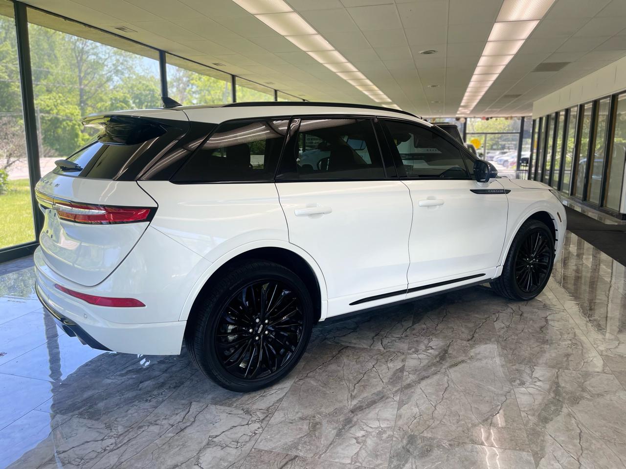Lincoln Corsair Reserve AWD 2023