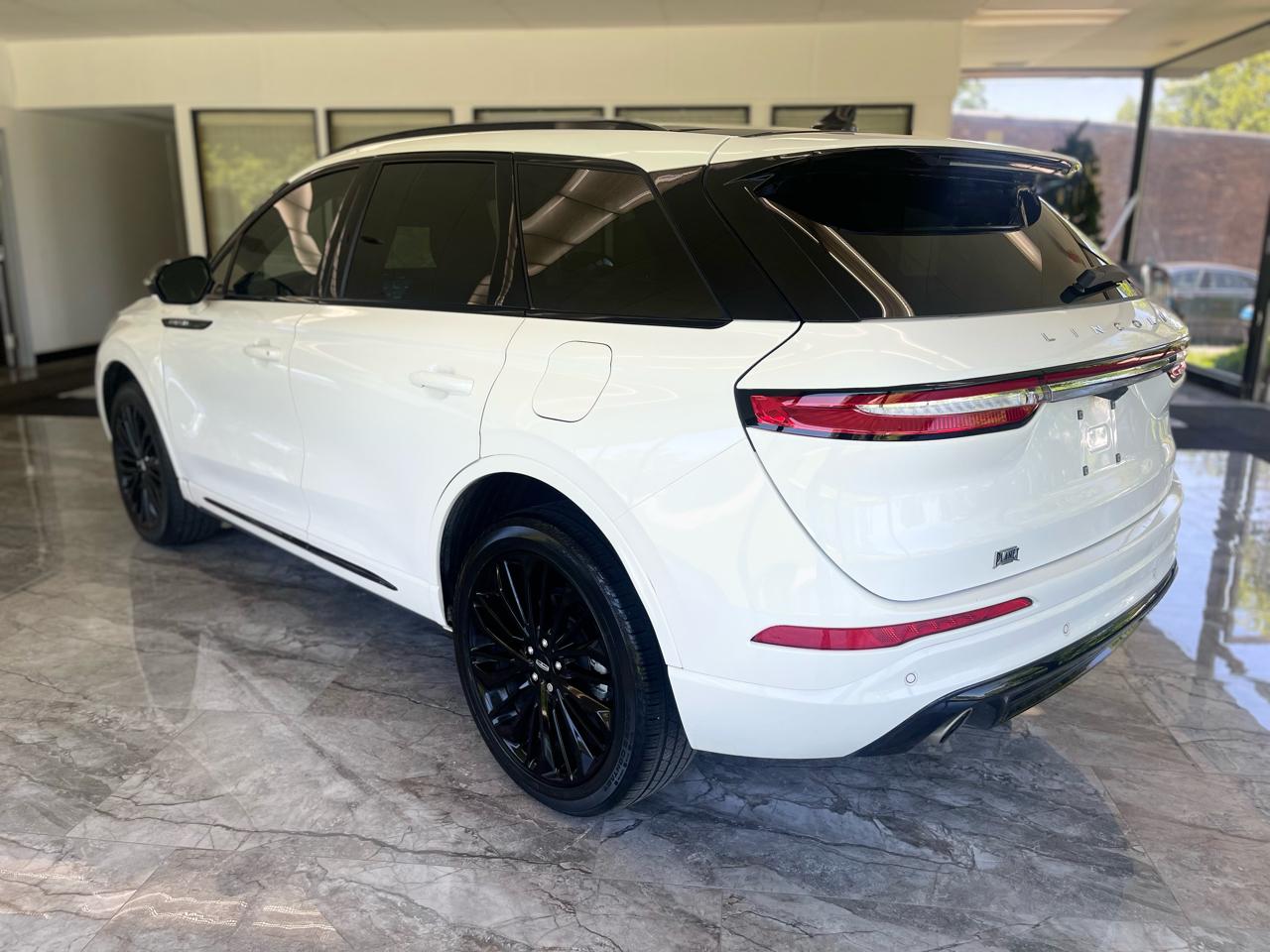 Lincoln Corsair Reserve AWD 2023
