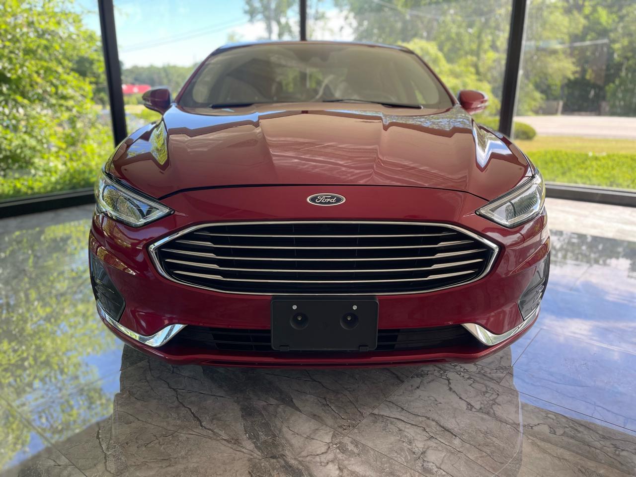 Ford Fusion Hybrid SEL 2019