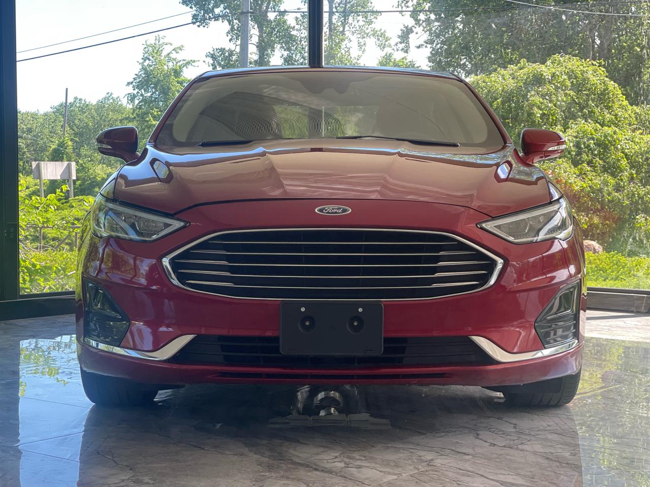 Ford Fusion Hybrid SEL 2019