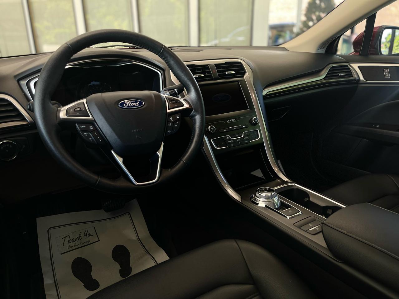 Ford Fusion Hybrid SEL 2019