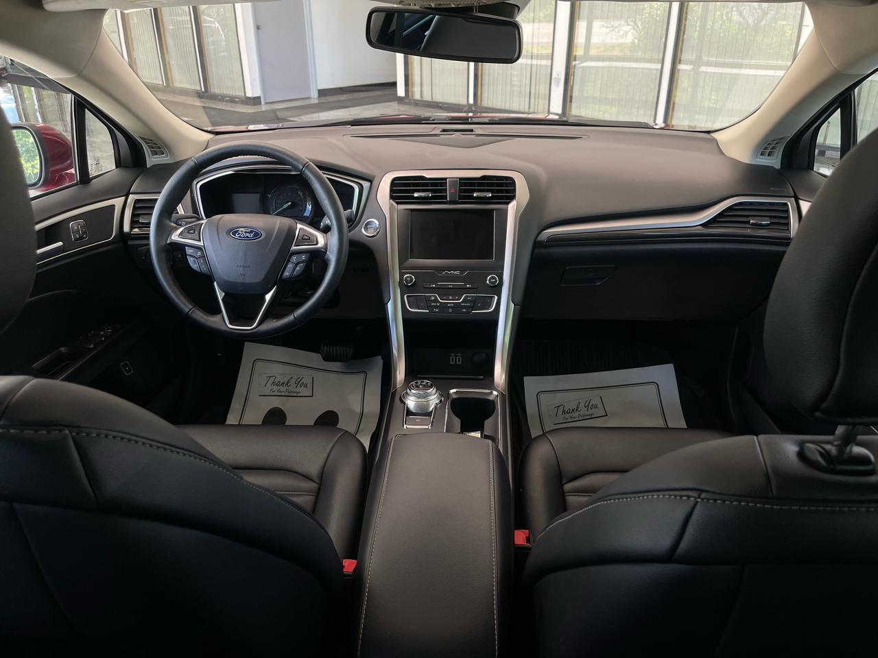 Ford Fusion Hybrid SEL 2019