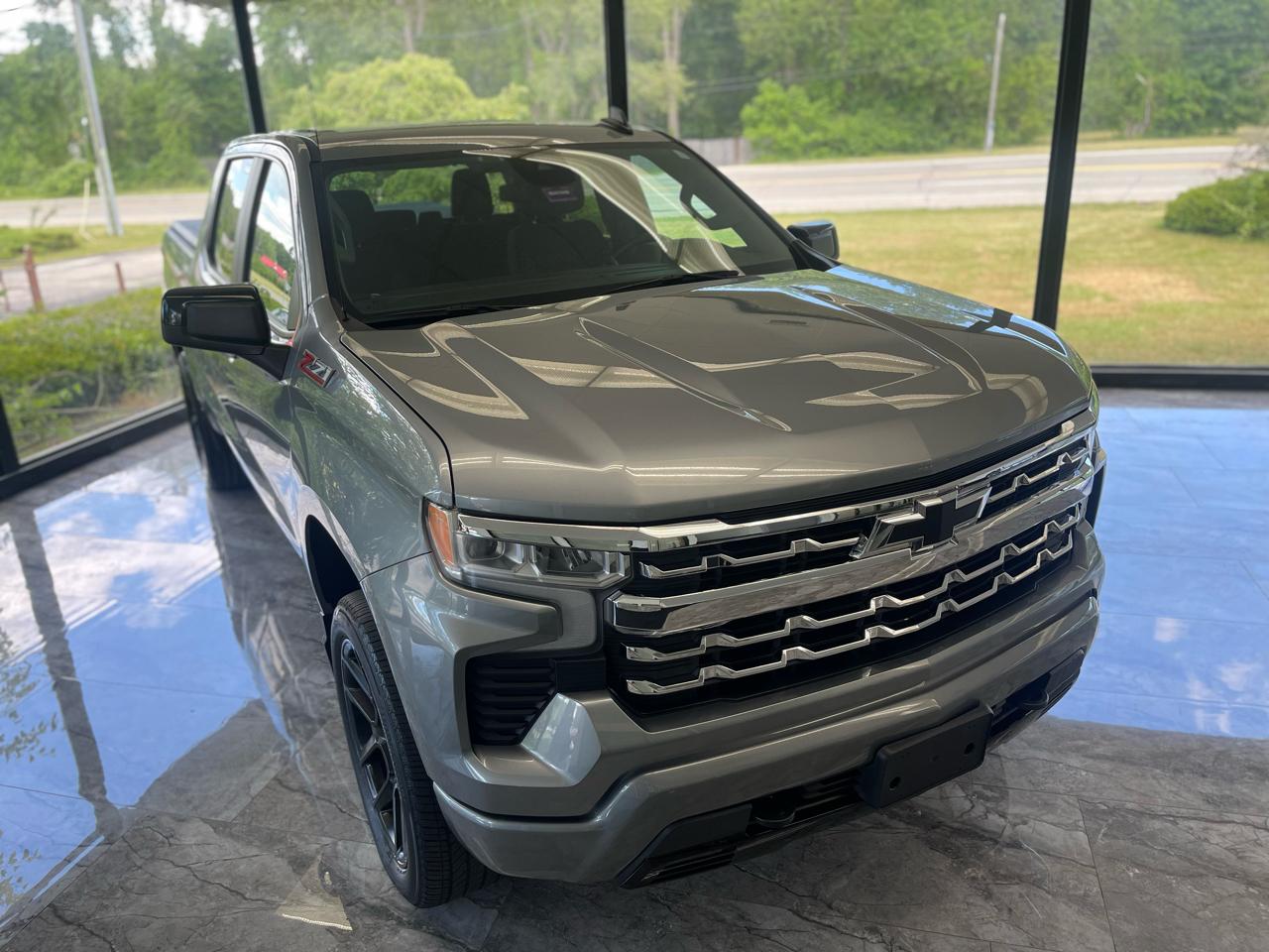 Chevrolet Silverado 1500 RST Crew Cab 4WD 2023