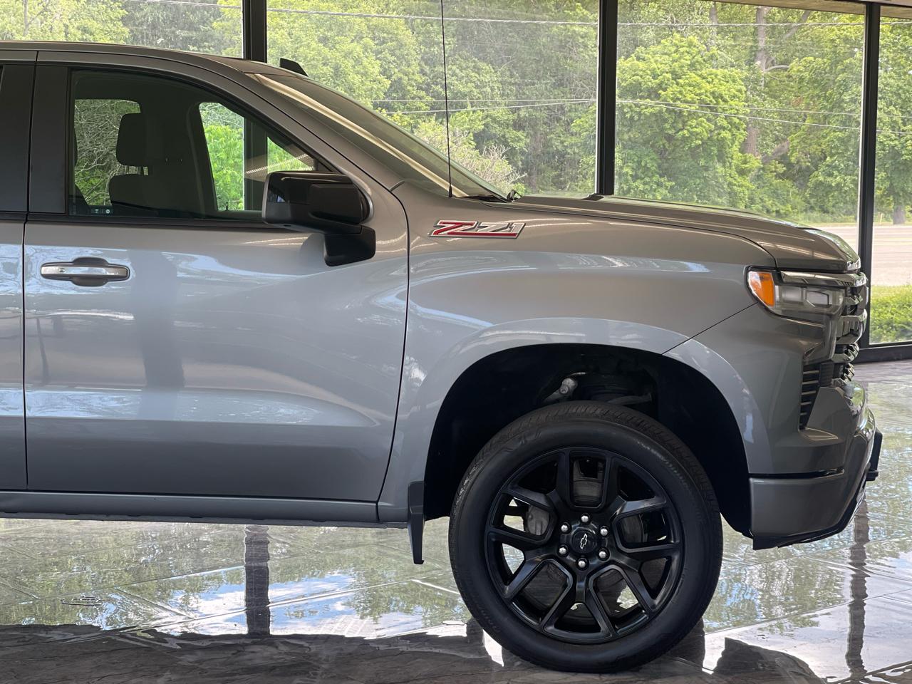 Chevrolet Silverado 1500 RST Crew Cab 4WD 2023