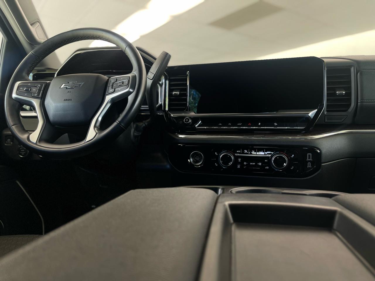Chevrolet Silverado 1500 RST Crew Cab 4WD 2023