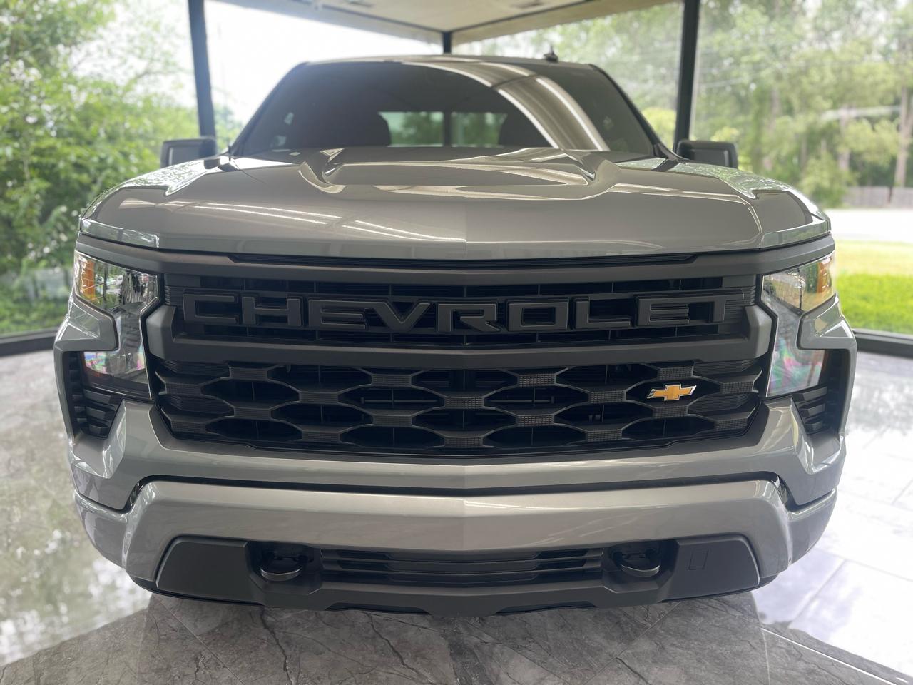 Chevrolet Silverado 1500 Custom Double Cab 4WD 2024