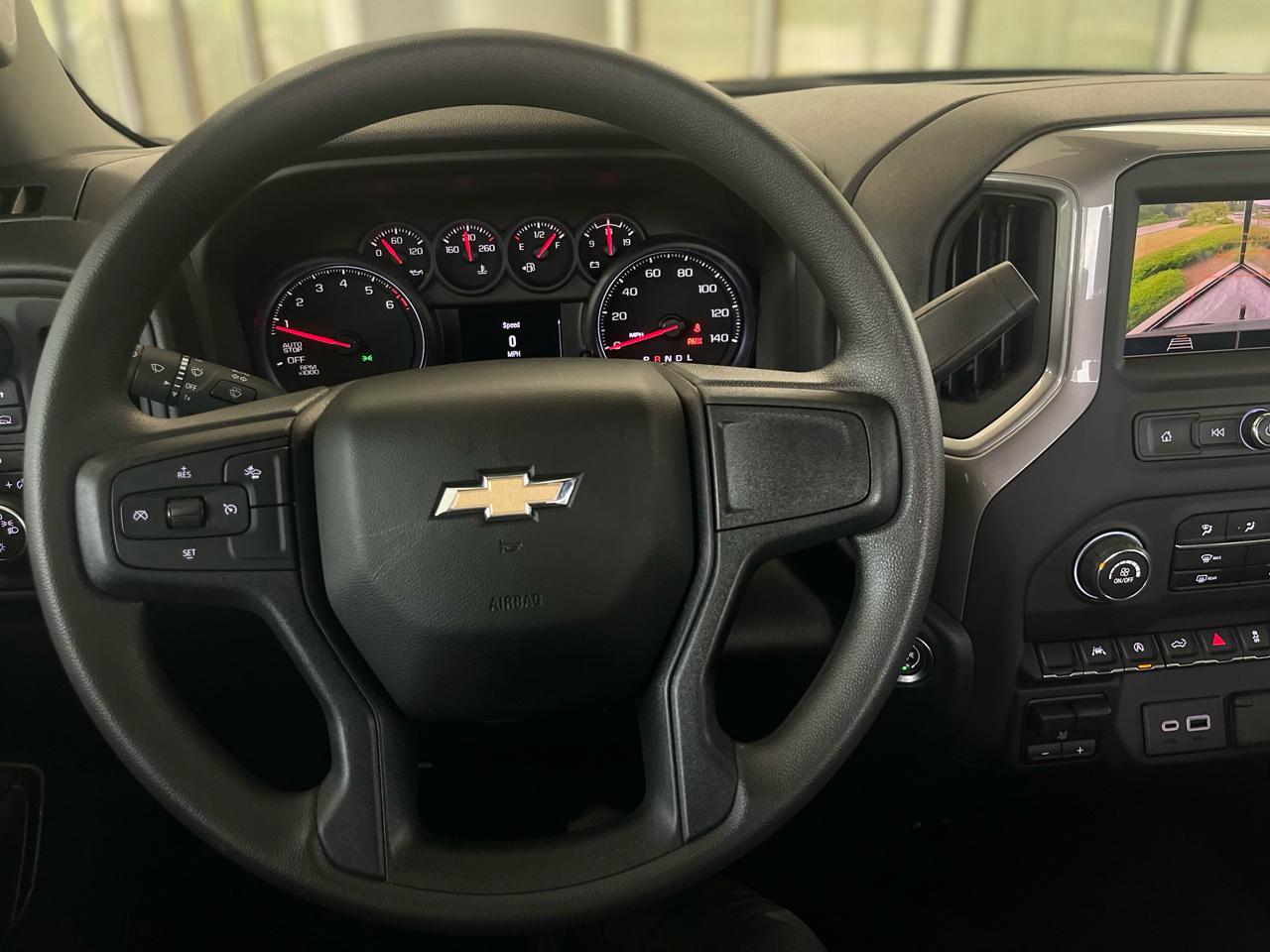 Chevrolet Silverado 1500 Custom Double Cab 4WD 2024