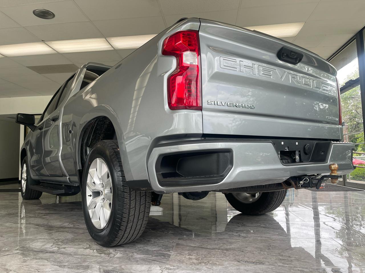 Chevrolet Silverado 1500 Custom Double Cab 4WD 2024