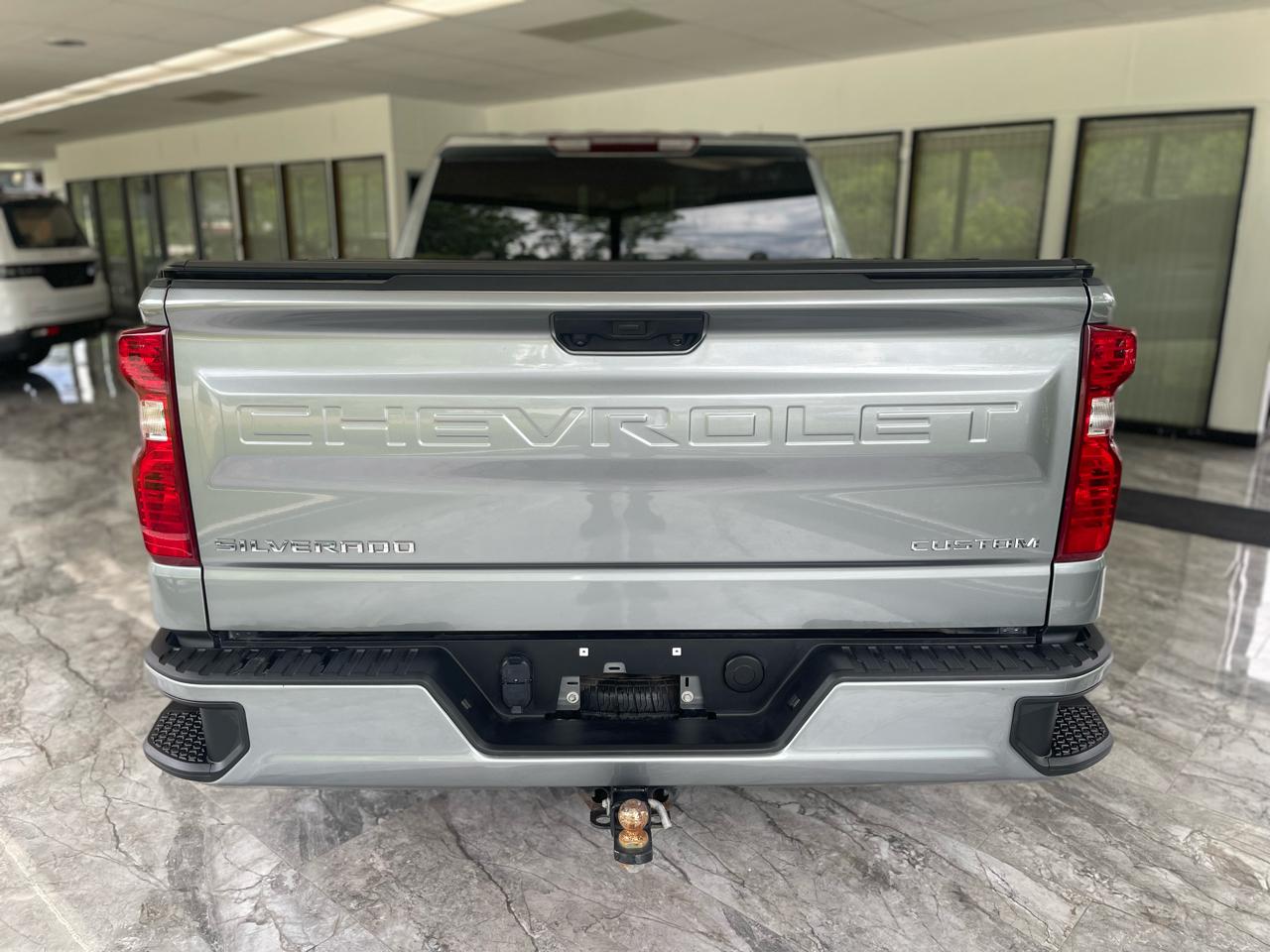 Chevrolet Silverado 1500 Custom Double Cab 4WD 2024