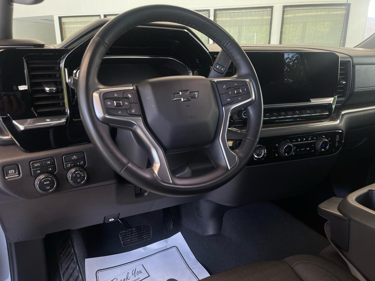 Chevrolet Silverado 1500 RST Crew Cab 4WD 2023