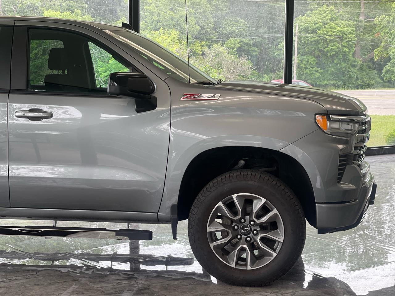 Chevrolet Silverado 1500 RST Crew Cab 4WD 2023
