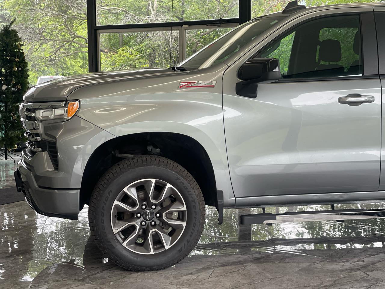 Chevrolet Silverado 1500 RST Crew Cab 4WD 2023