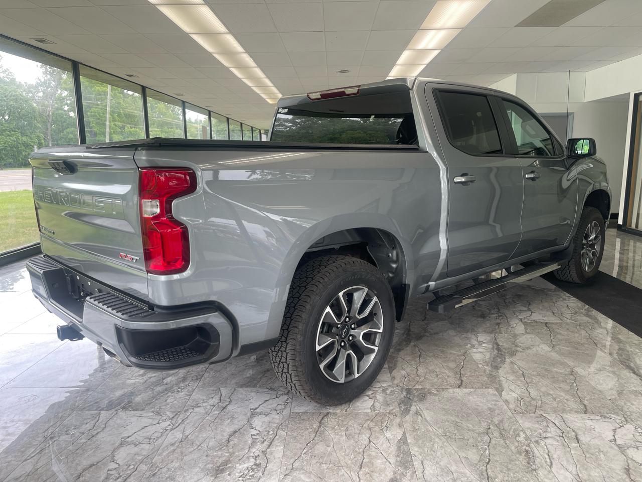 Chevrolet Silverado 1500 RST Crew Cab 4WD 2023