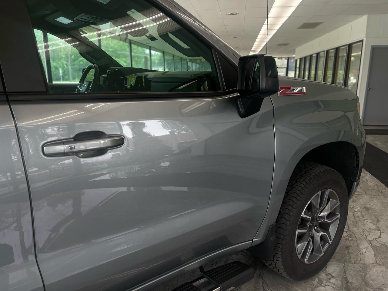 Chevrolet Silverado 1500 RST Crew Cab 4WD 2023