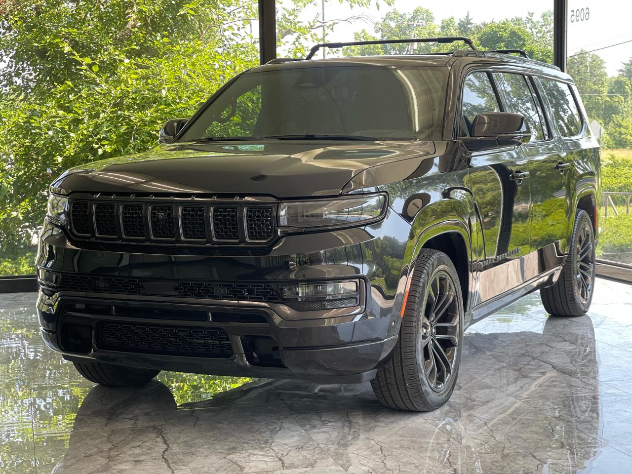 Jeep Grand Wagoneer Series II 4WD 2024