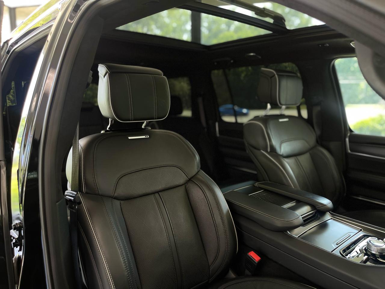 Jeep Grand Wagoneer Series II 4WD 2024