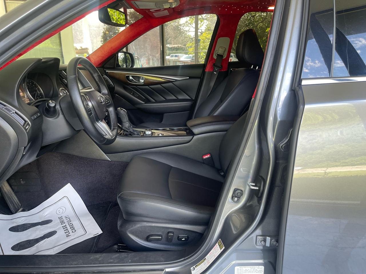 Infiniti Q50 3.0t LUXE AWD 2019