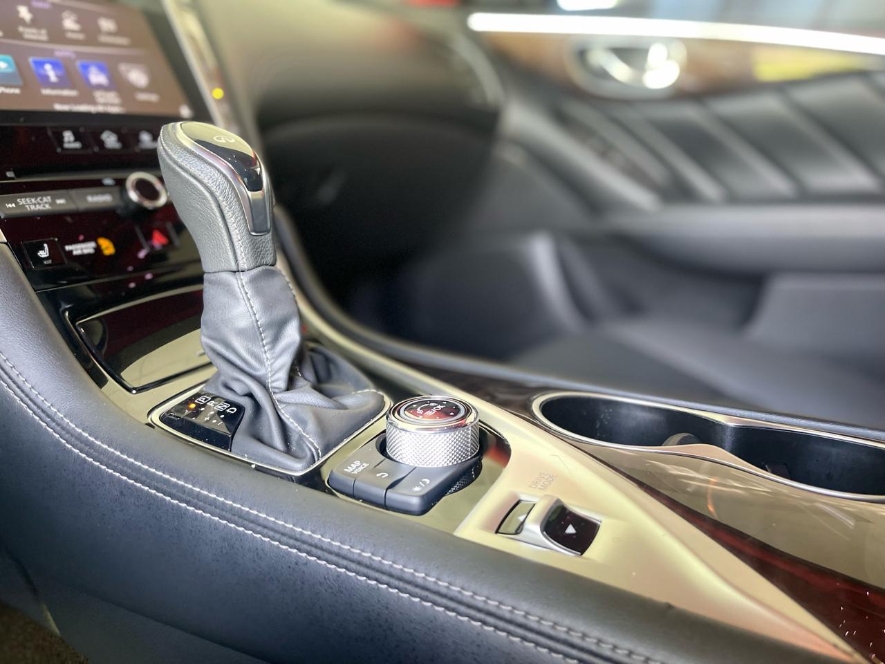Infiniti Q50 3.0t LUXE AWD 2019