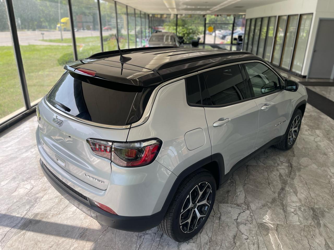 Jeep Compass Limited 2025