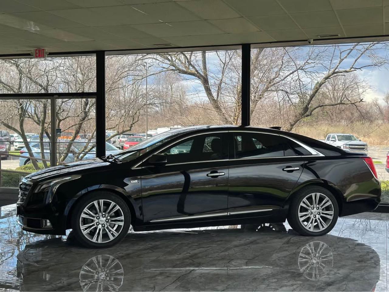Cadillac XTS Luxury FWD 2019