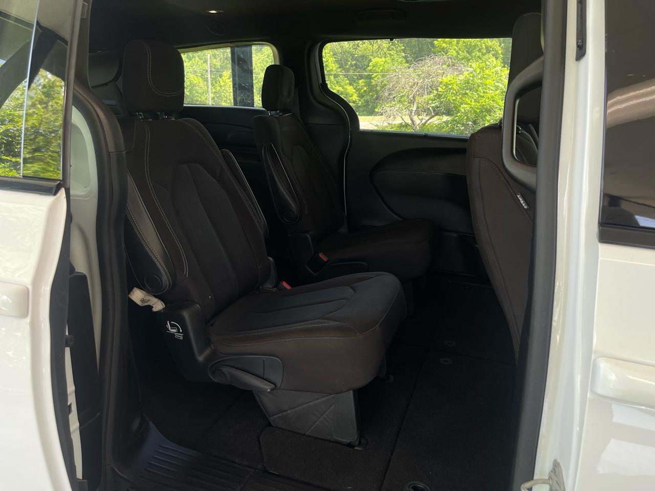Chrysler Pacifica Touring Plus 2020