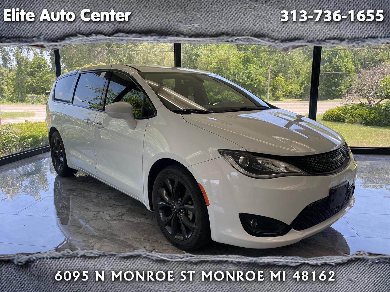 Chrysler Pacifica Touring Plus 2020