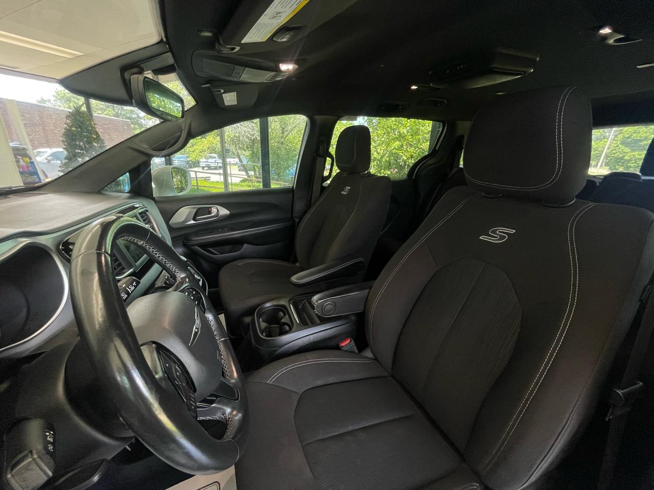 Chrysler Pacifica Touring Plus 2020