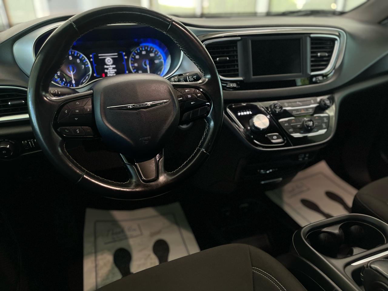 Chrysler Pacifica Touring Plus 2020