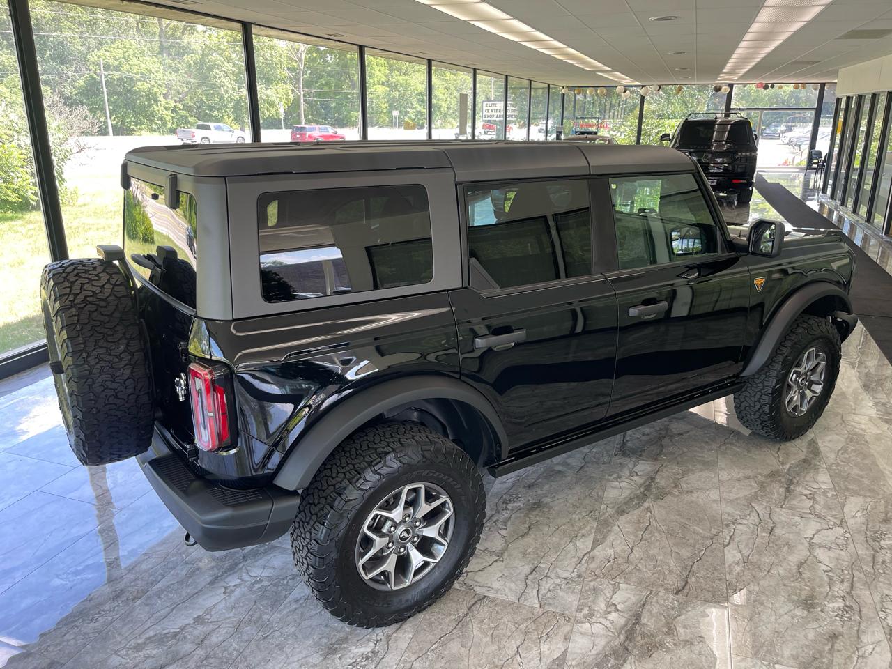 Ford Bronco Badlands 4 Door Advanced 4x4 2024