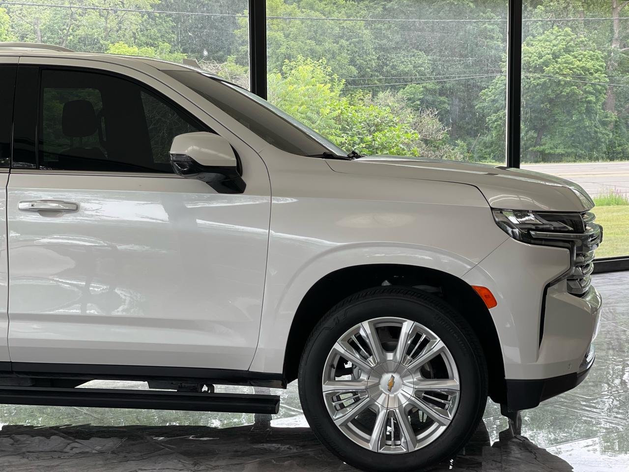Chevrolet Tahoe High Country 4WD 2023