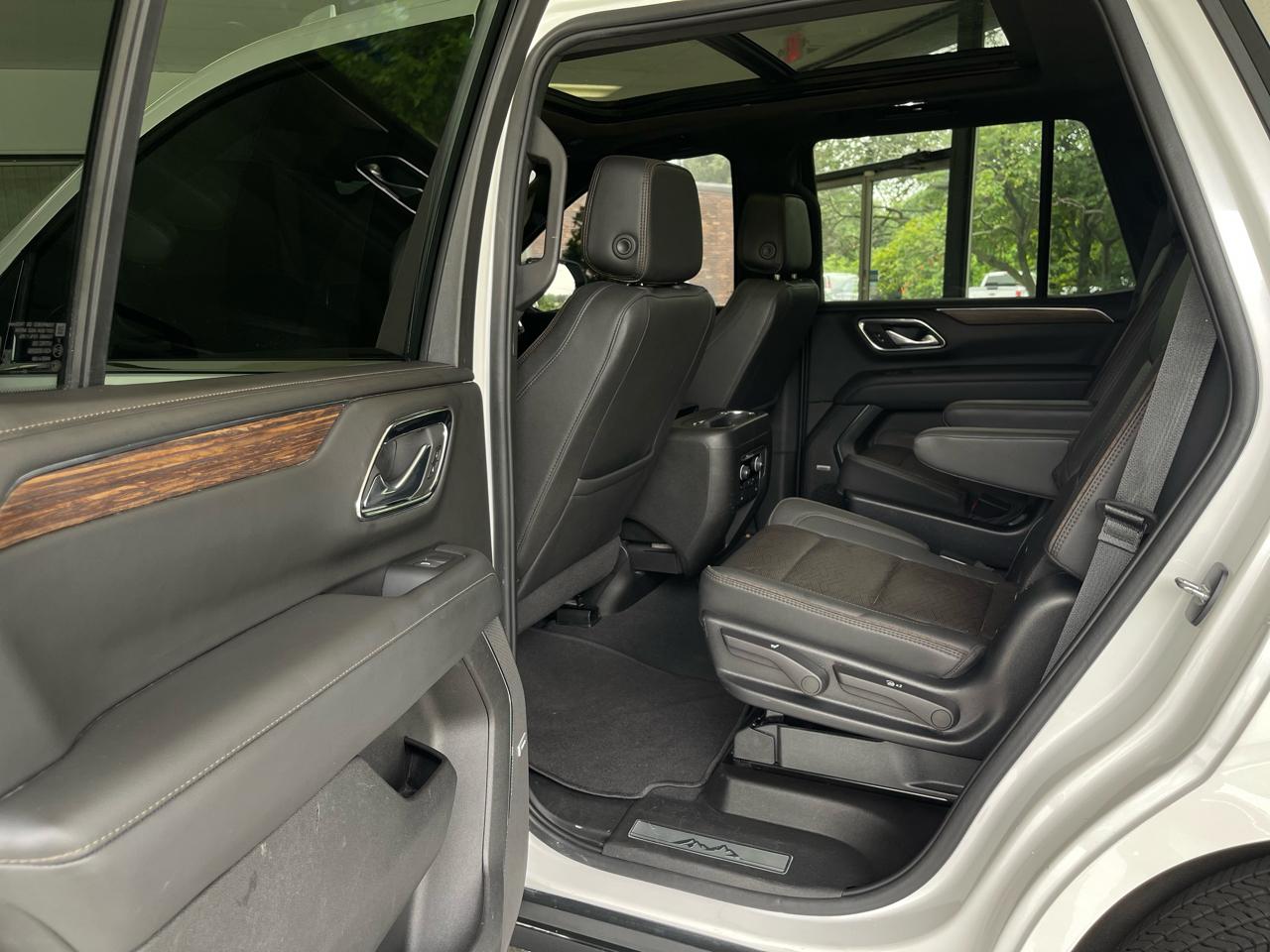 Chevrolet Tahoe High Country 4WD 2023